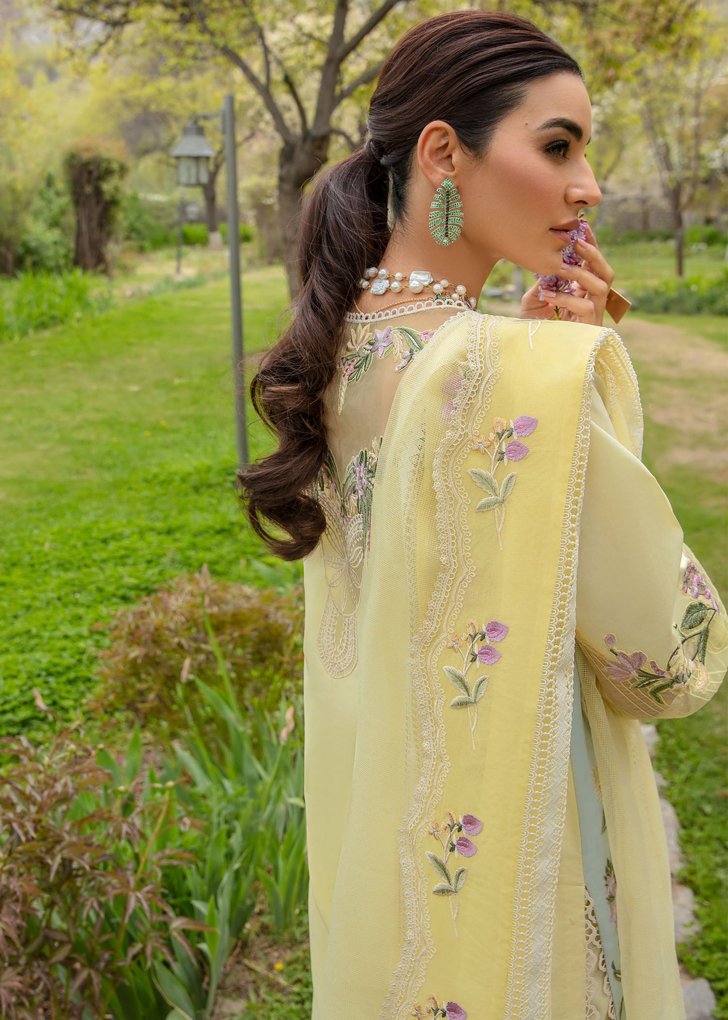 Crimson Luxury Lawn 2024 | Sarfaraz | Sun Kissed – Lemon