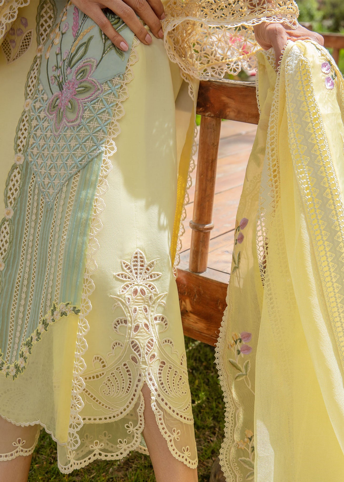 Crimson Luxury Lawn 2024 | Sarfaraz | Sun Kissed – Lemon