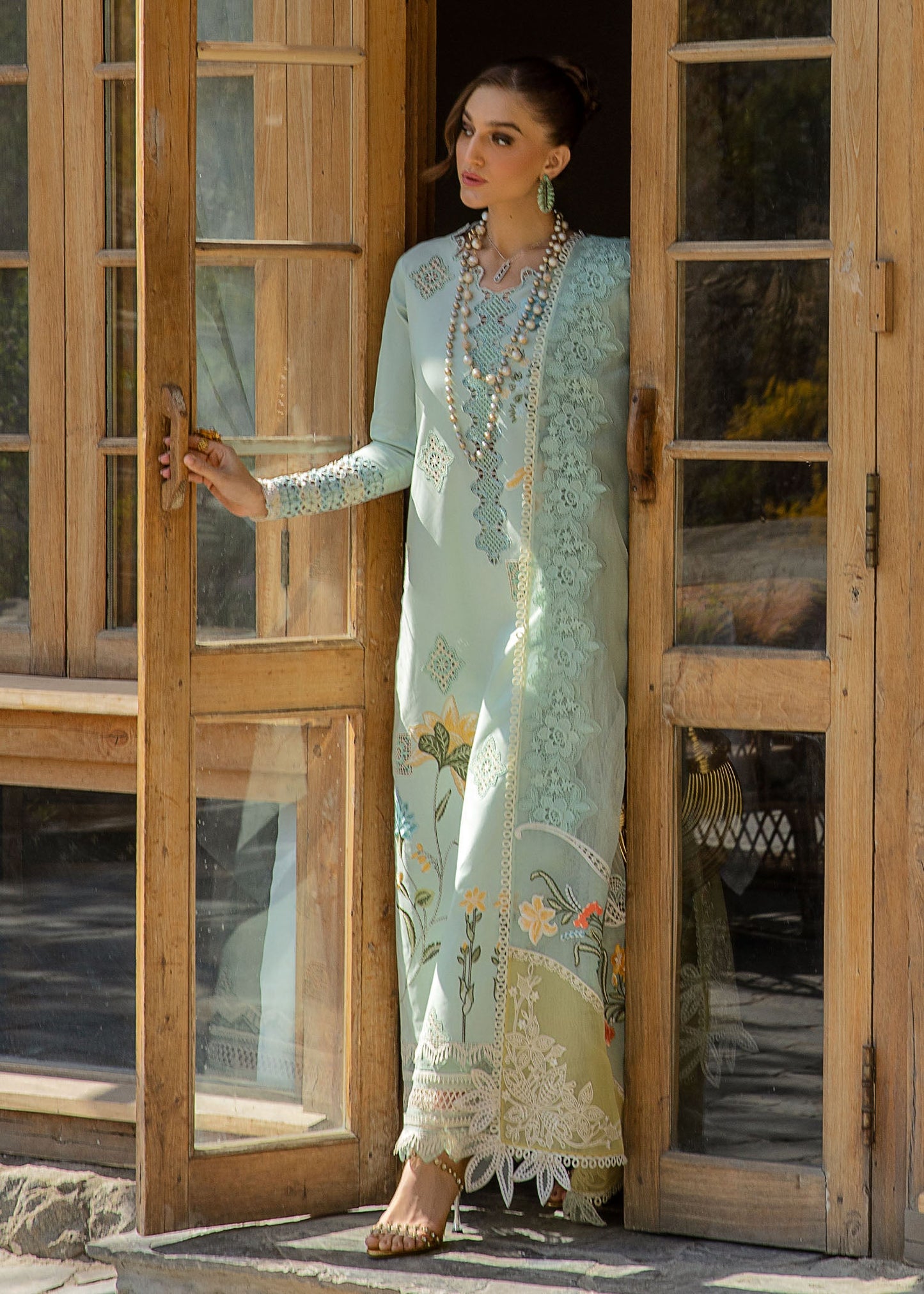 Crimson Luxury Lawn 2024 | Sarfaraz | Into The Wild – Aqua