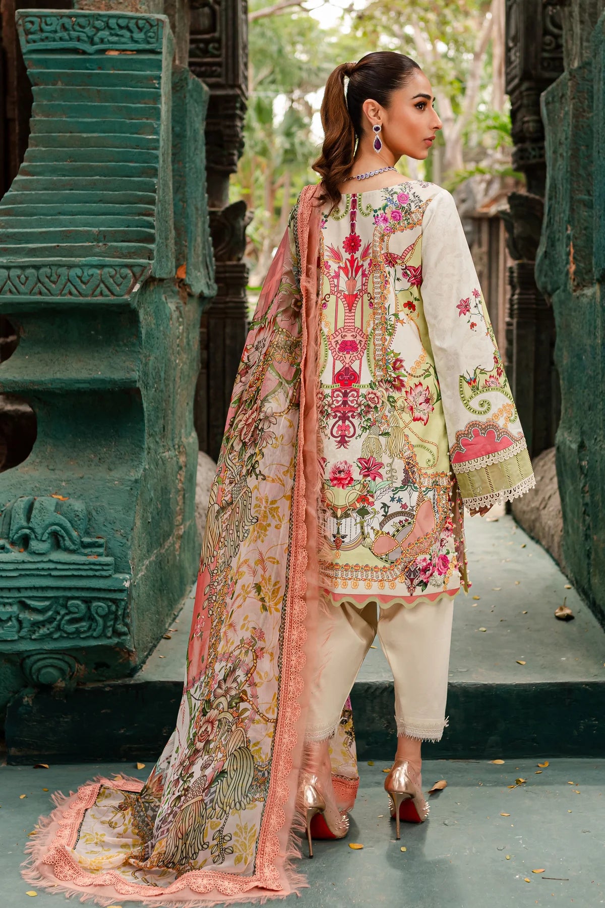 URBANE CHIFFON COLLECTION - SUIT-SET (MINT)