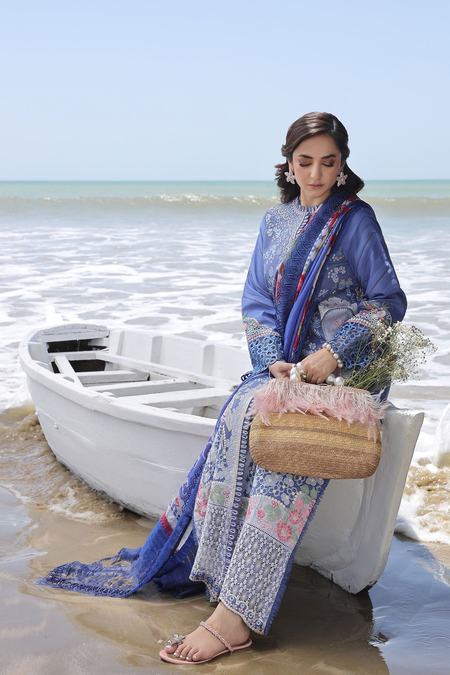 Maryam Hussain Luxury Lawn 24 | AYRA