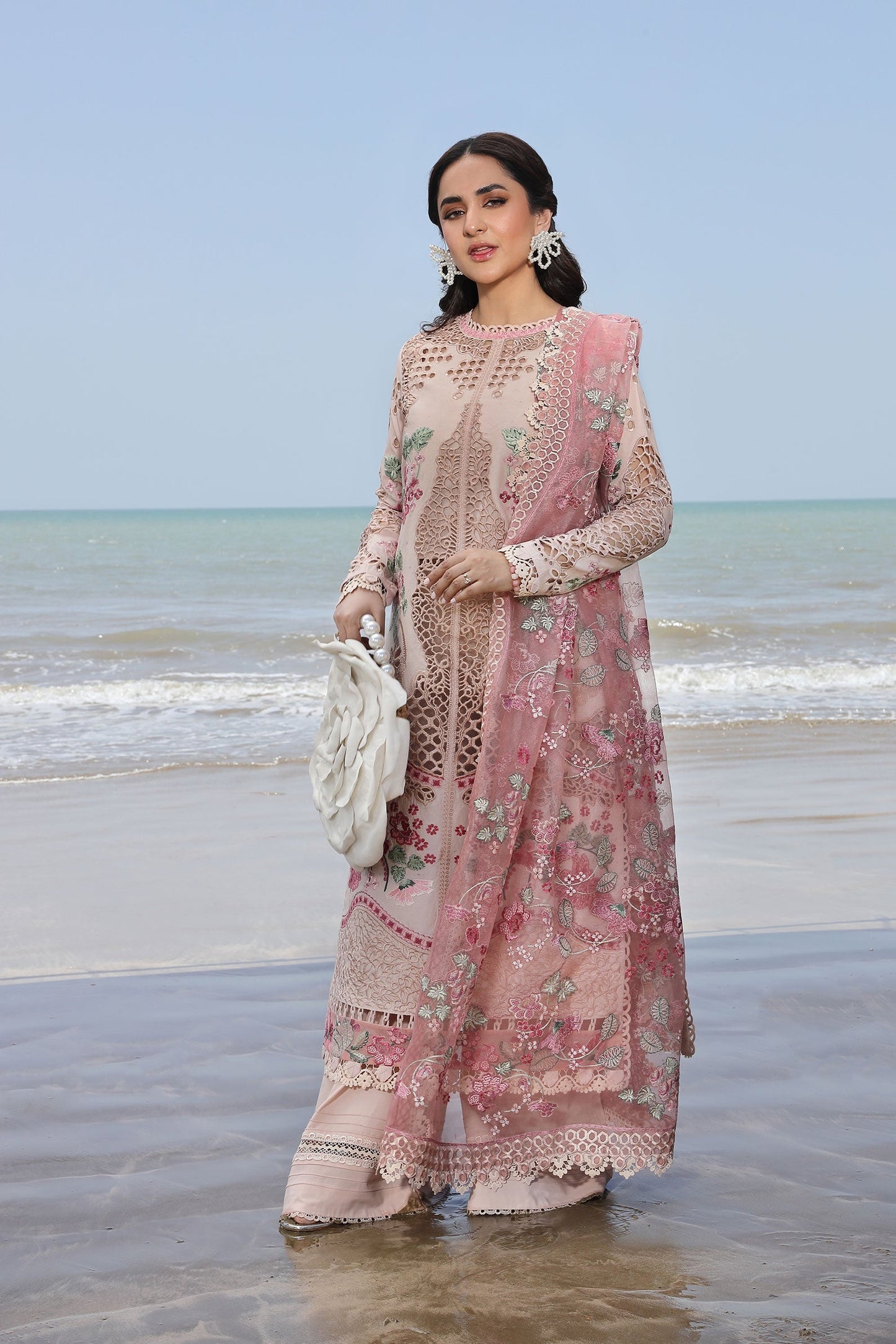 Maryam Hussain Luxury Lawn 24 | MAYA