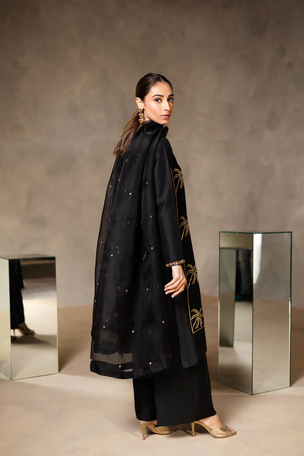 Sajni Luxury Formal '25 - Anna