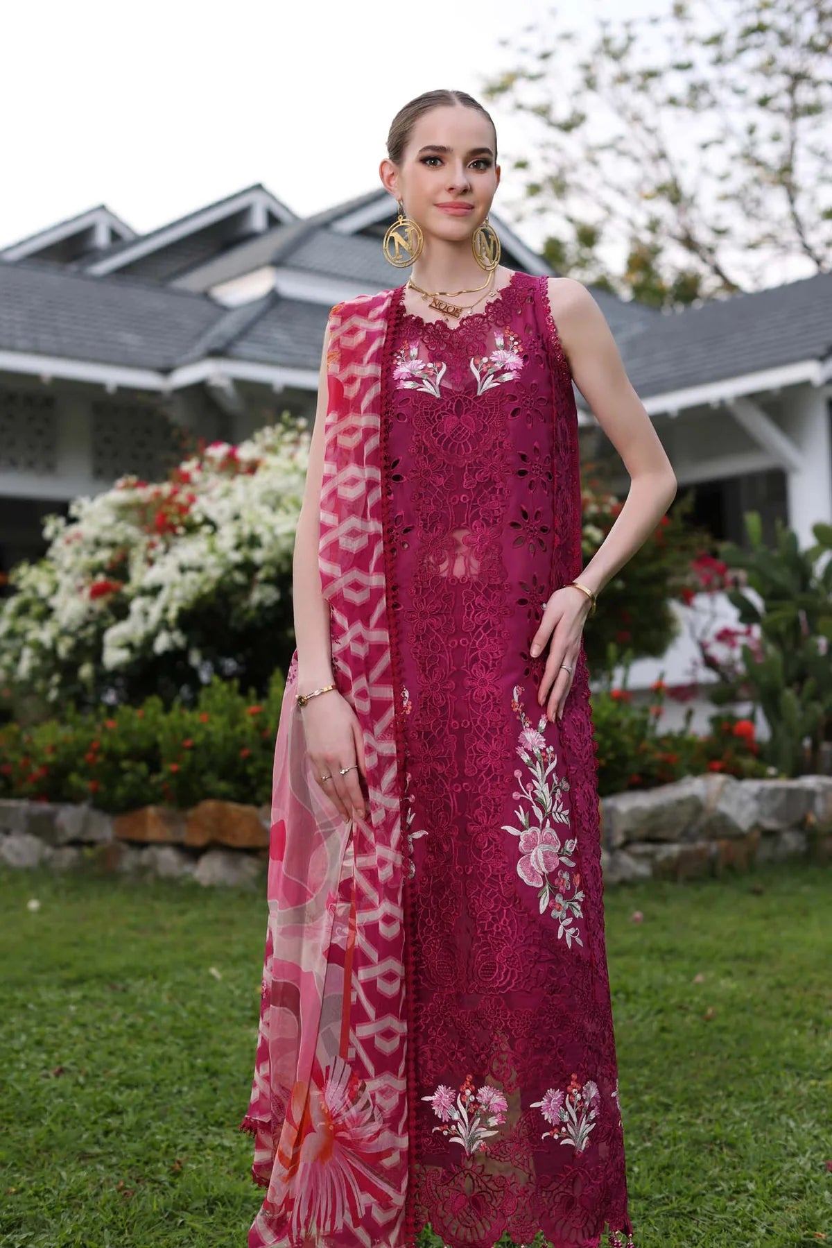 Noor Luxury Chikankari Lawn’24 | Saadi Aasad | D10-A