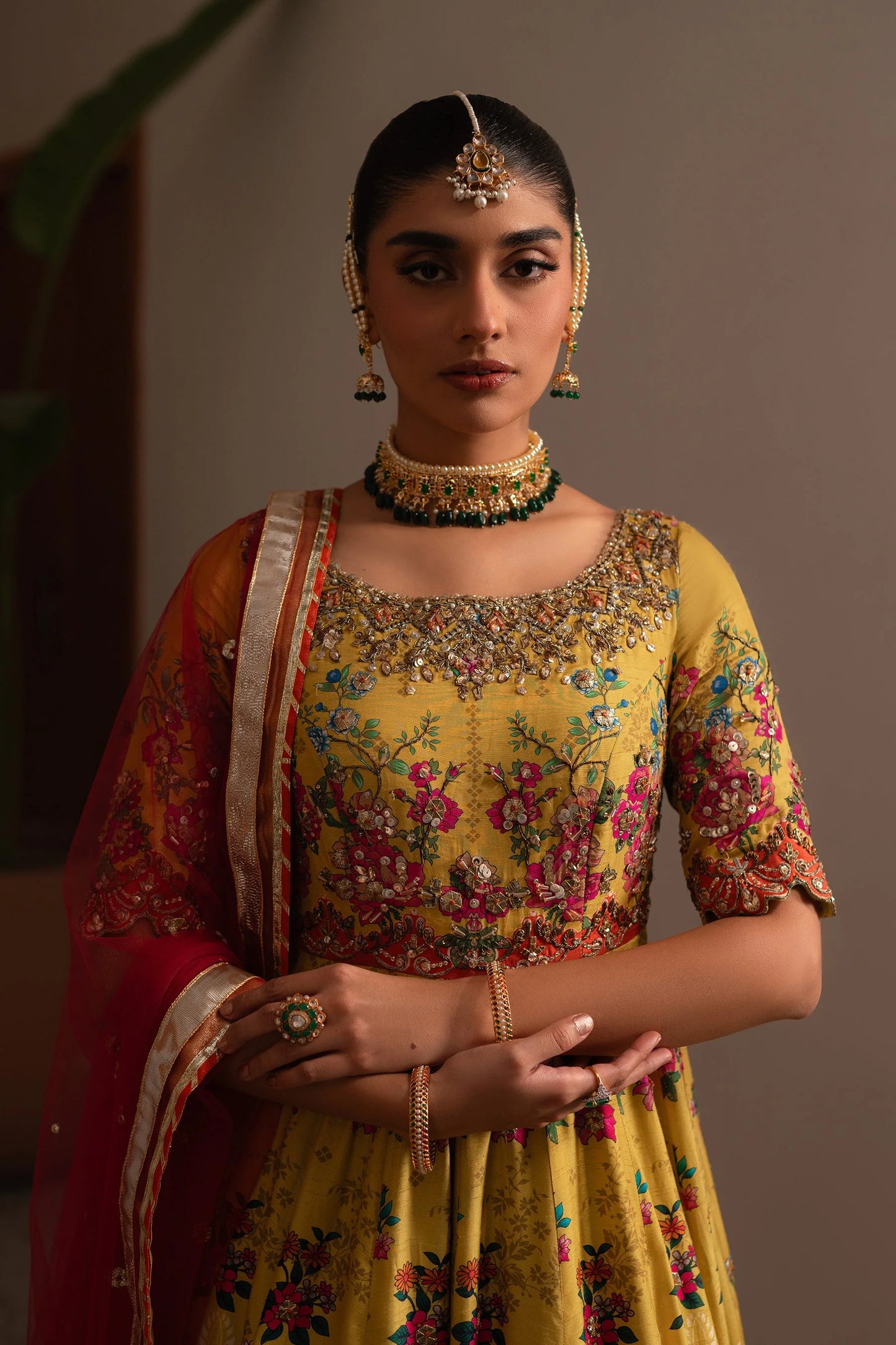 Ammara Khan Ronaq'25 - Mehndi Charm Peshwas