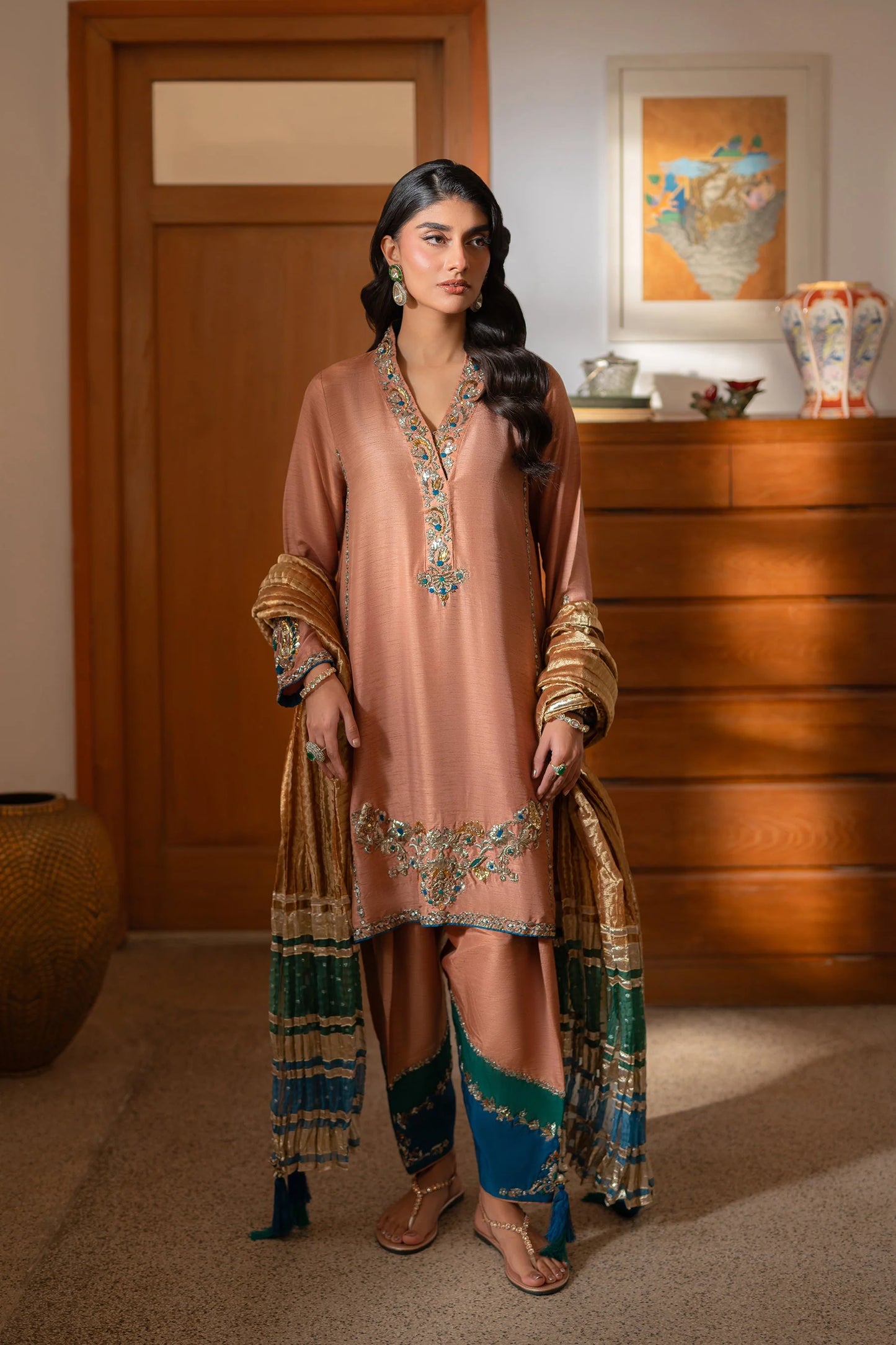 Ammara Khan Ronaq'25 - Classic Mukesh Beauty Set