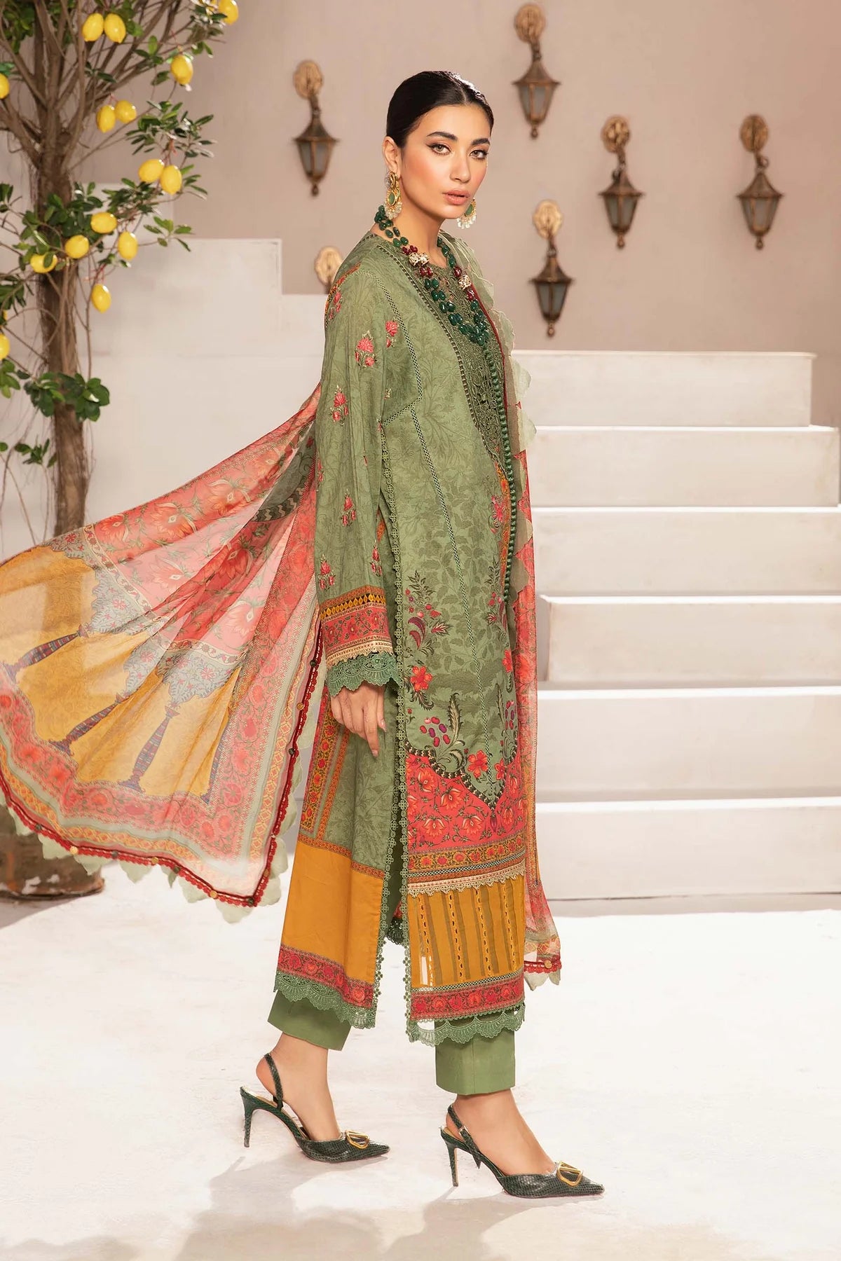 MARIA B M.Prints | Summer Lawn 2024 | Vol 2 | MPT-2206-A