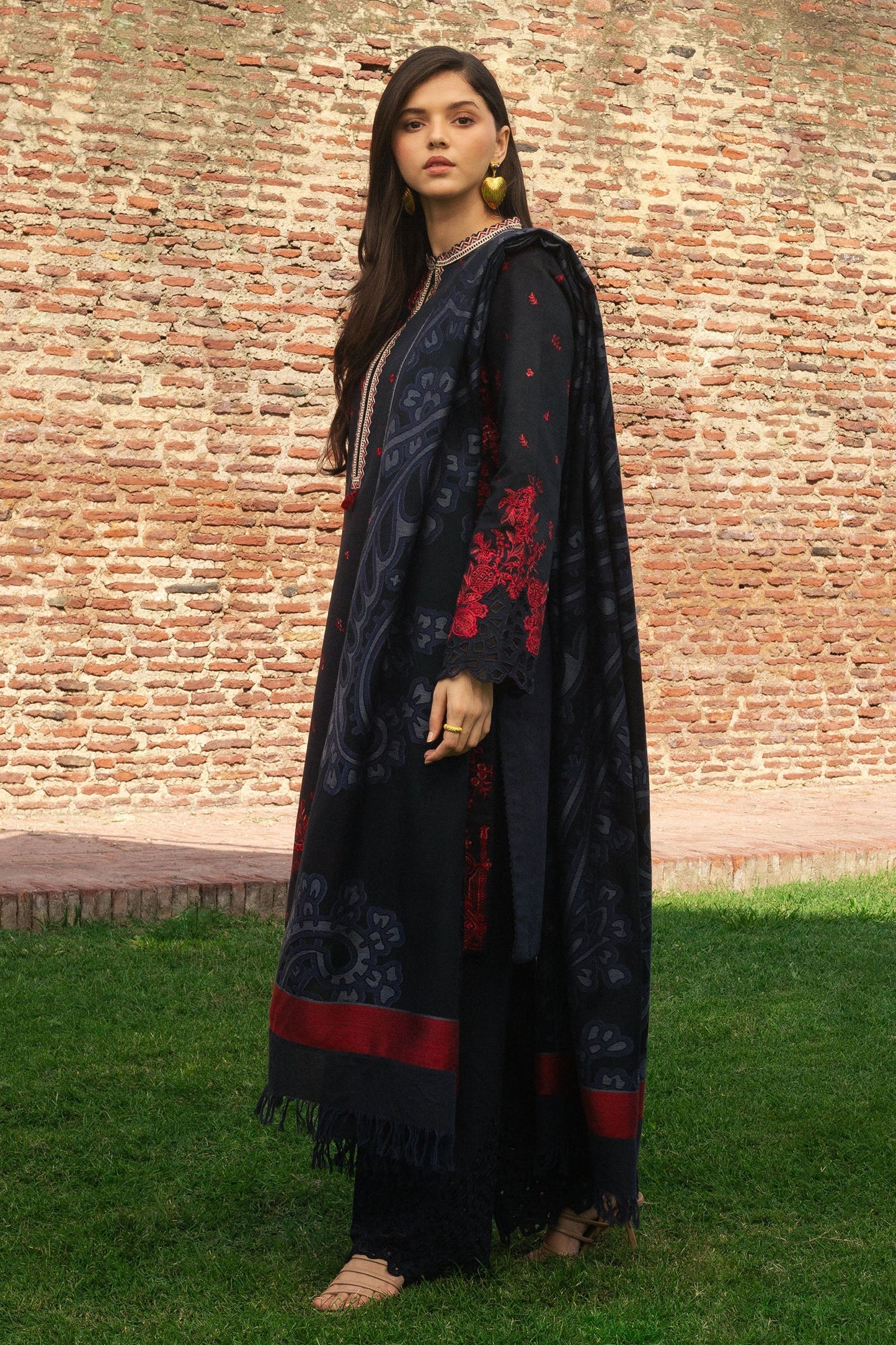 Zara Shahjahan Winter Unstitched 2024 - DARYA-D2