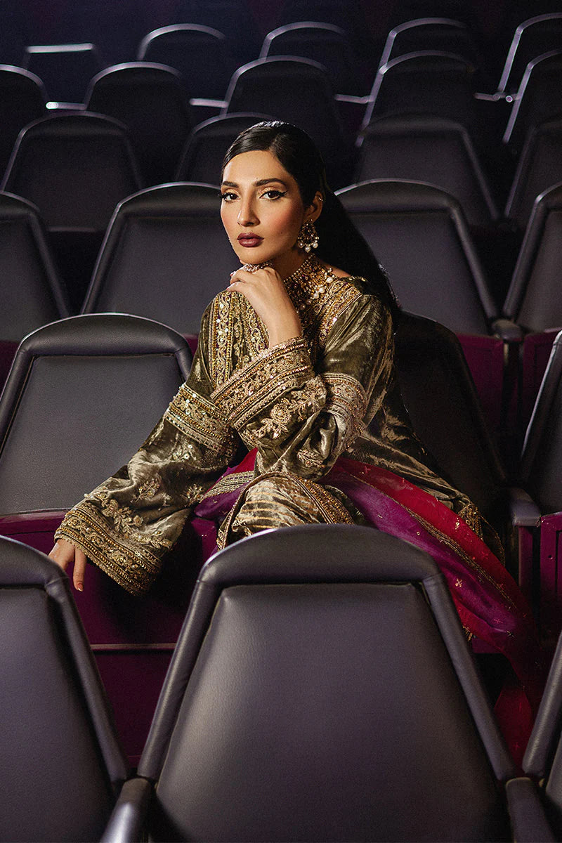 Mohsin Naveed Ranjha Roxy Cinema Velvet Edit FW 24/25 - Nisho