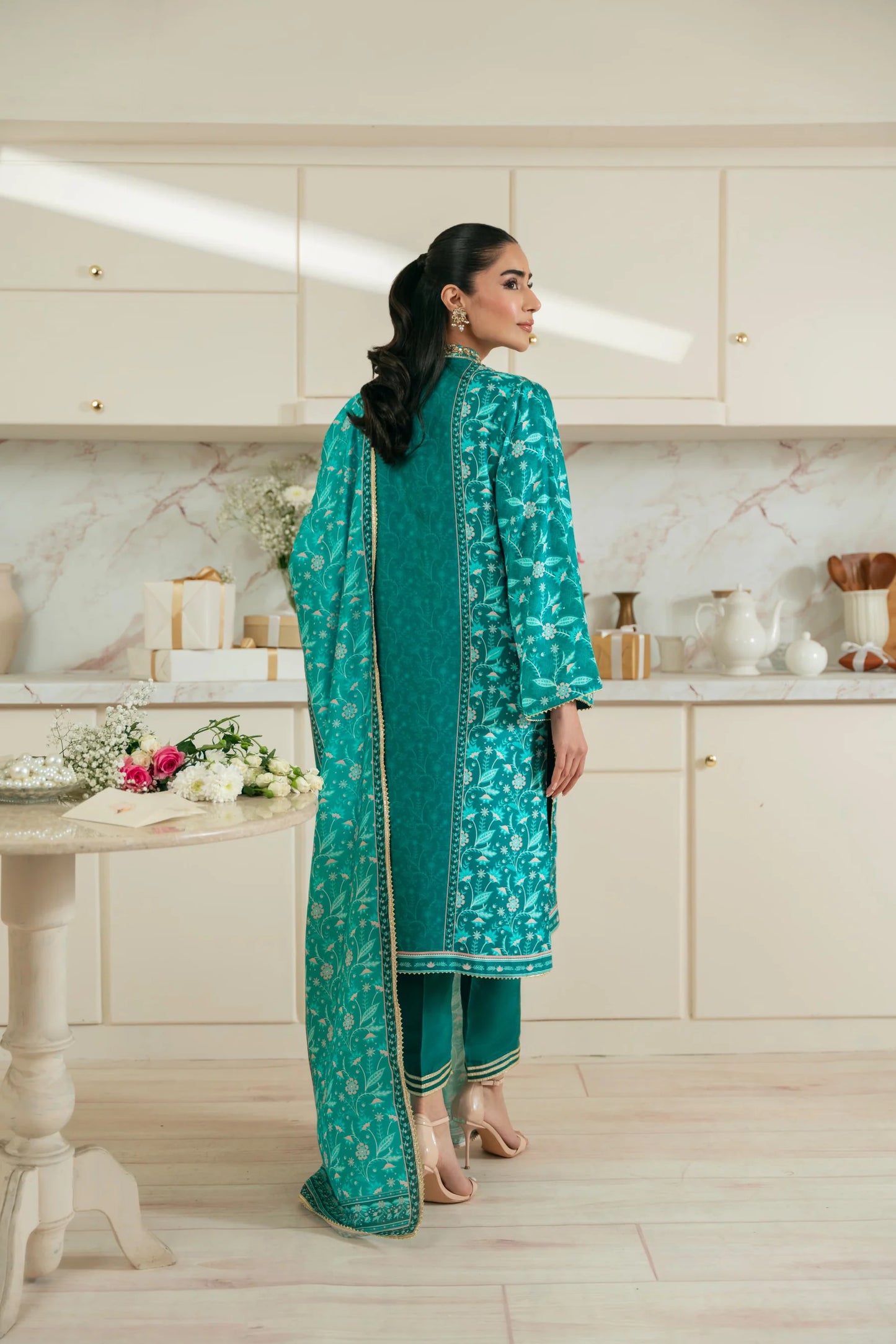 Agha Noor Festive Formals - Mhorni