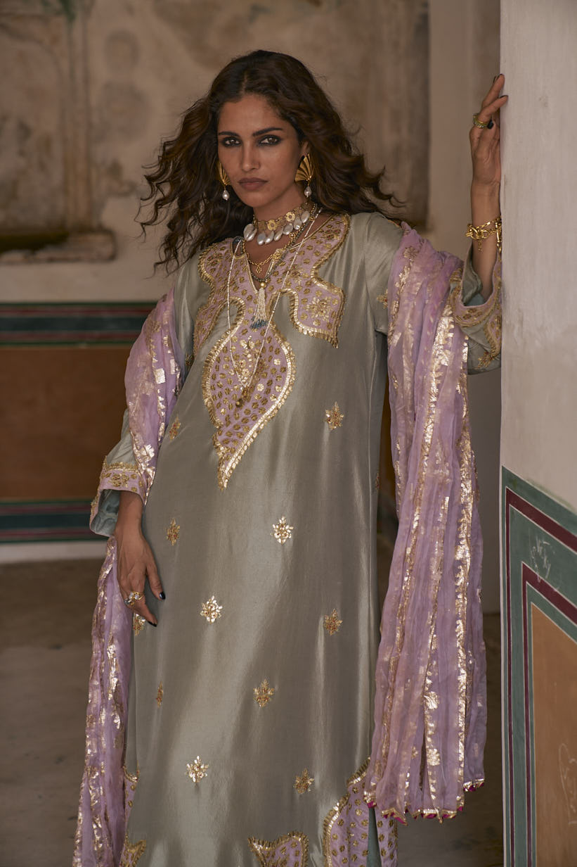 Iqbal Hussain Gota Collection - GC-02