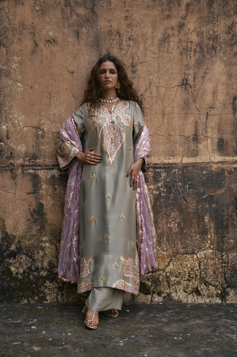 Iqbal Hussain Gota Collection - GC-02