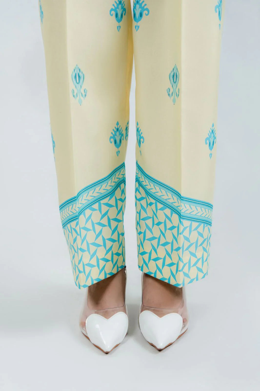 Barae Khanom SPRING / SUMMER ‘25 - Rita (B)