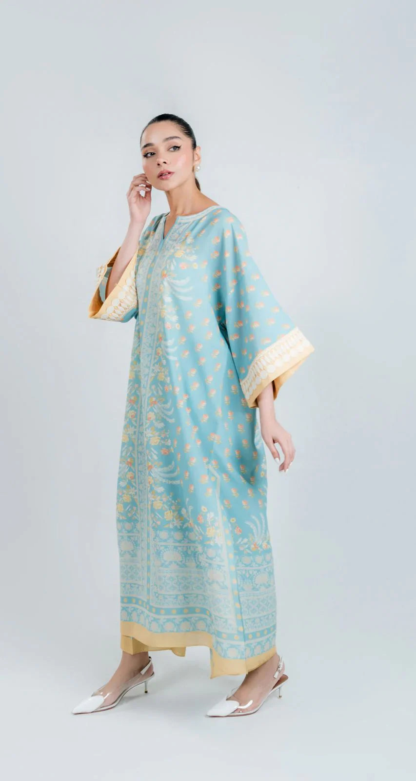 Barae Khanom SPRING / SUMMER ‘25 - Neda (B)