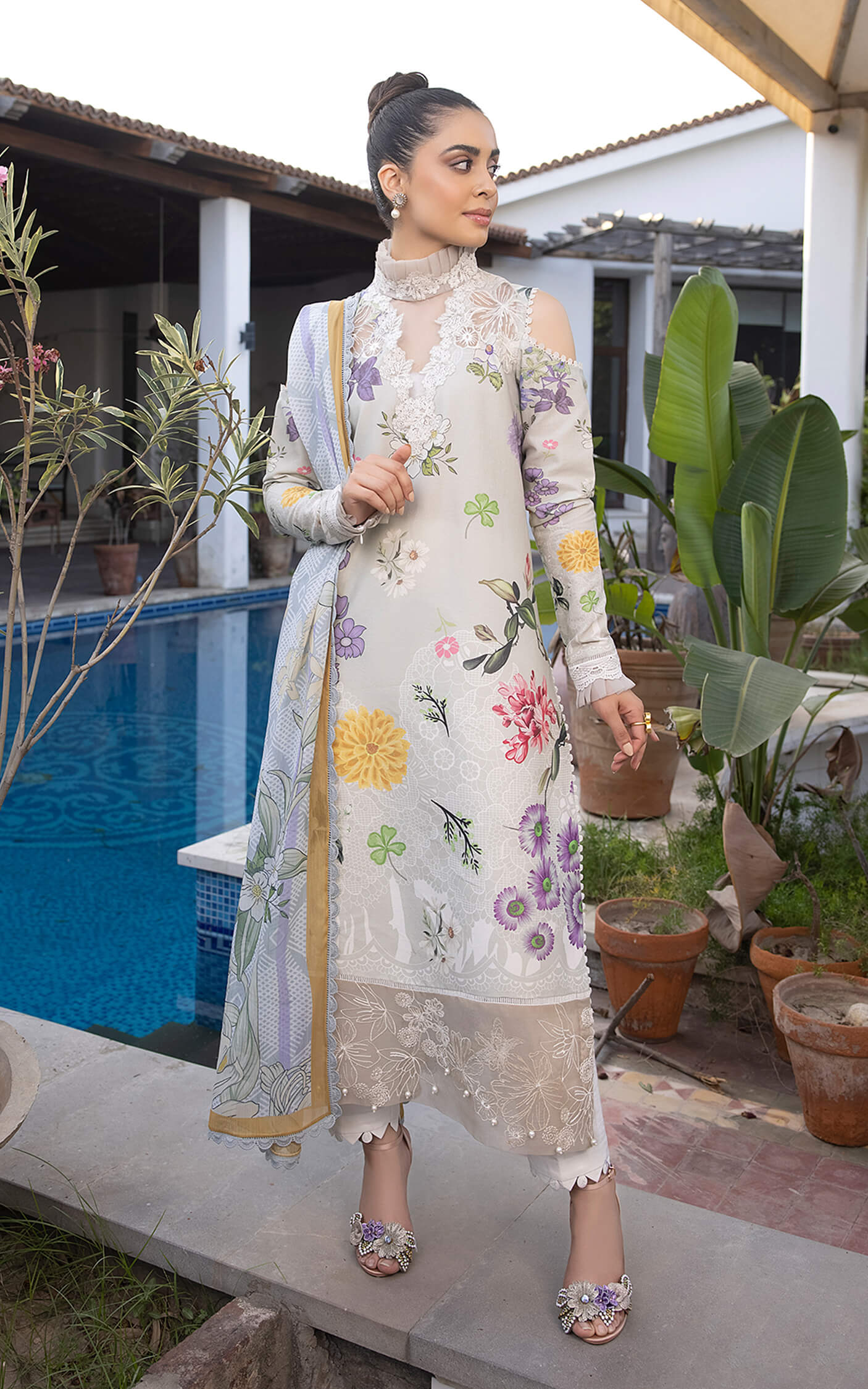 Asifa and Nabeel Meraki Lawn Vol 2 | Sarmayi MK-16