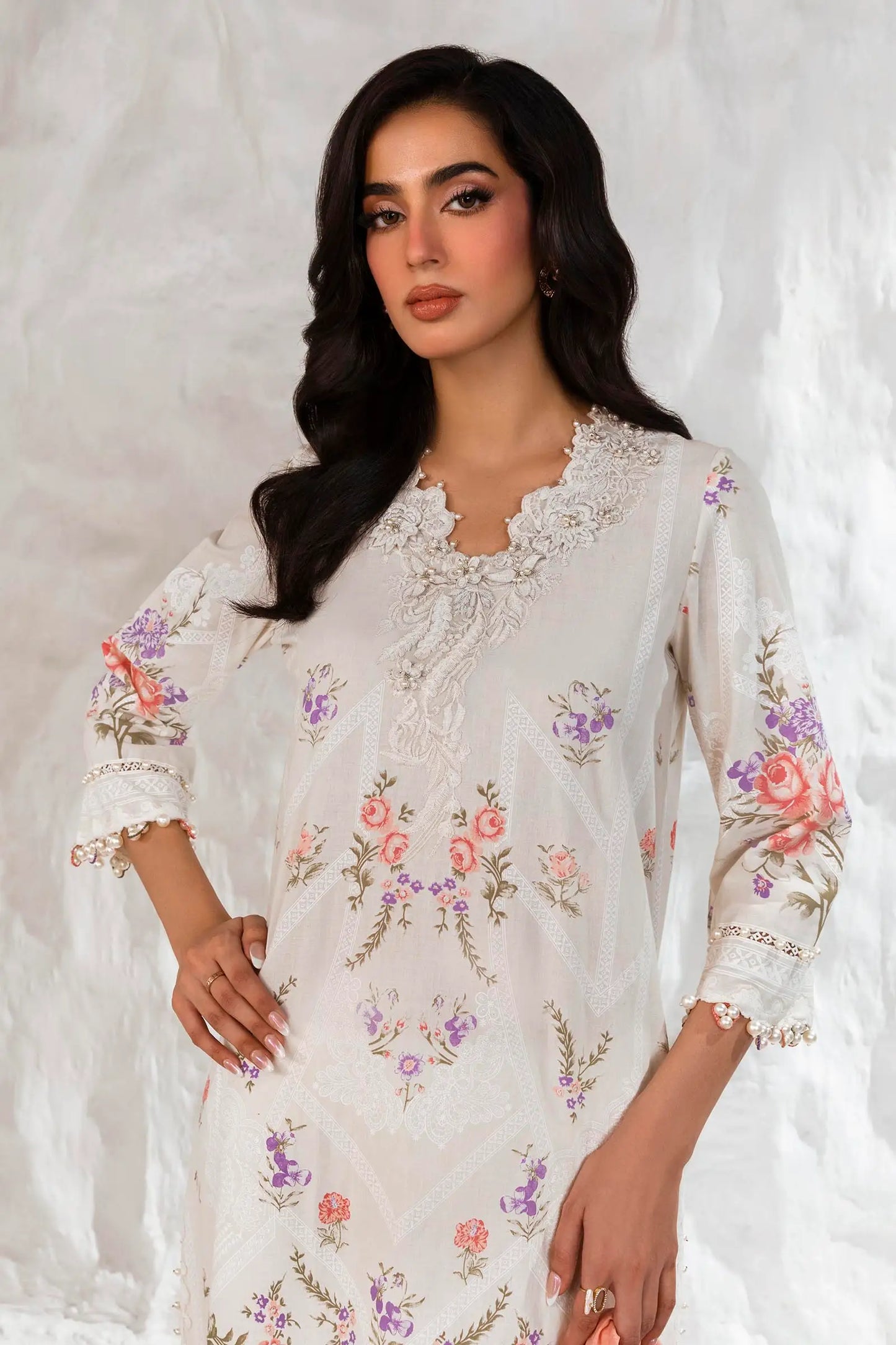 Sana Safinaz Muzlin Lawn | Spring V2 | M242-007B-DG